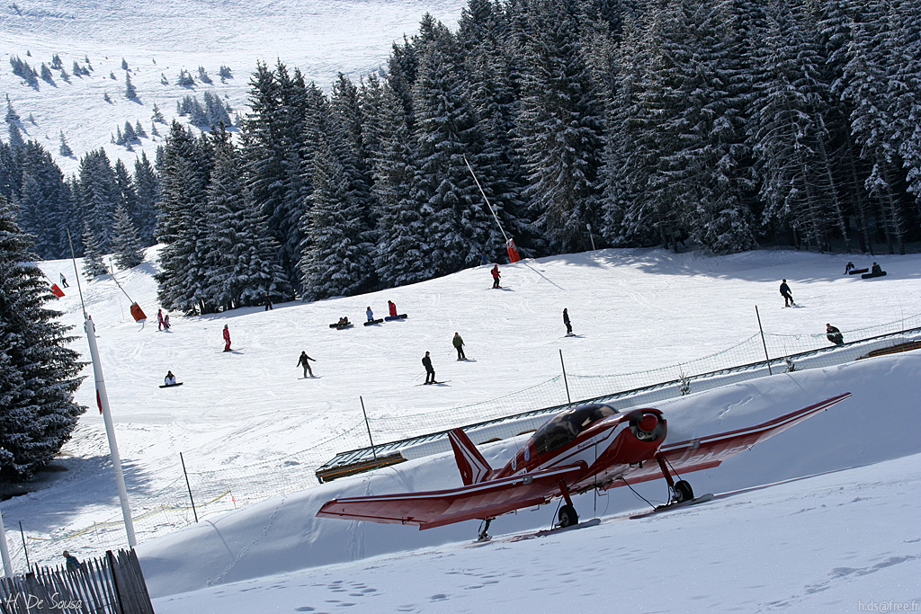 http://h.ds.free.fr/gallery/galleries/Aviation/2008/Meribel/IMG_2523.jpg